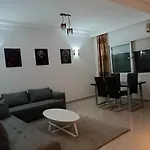 Great Appartement Near Barcelo Hotel